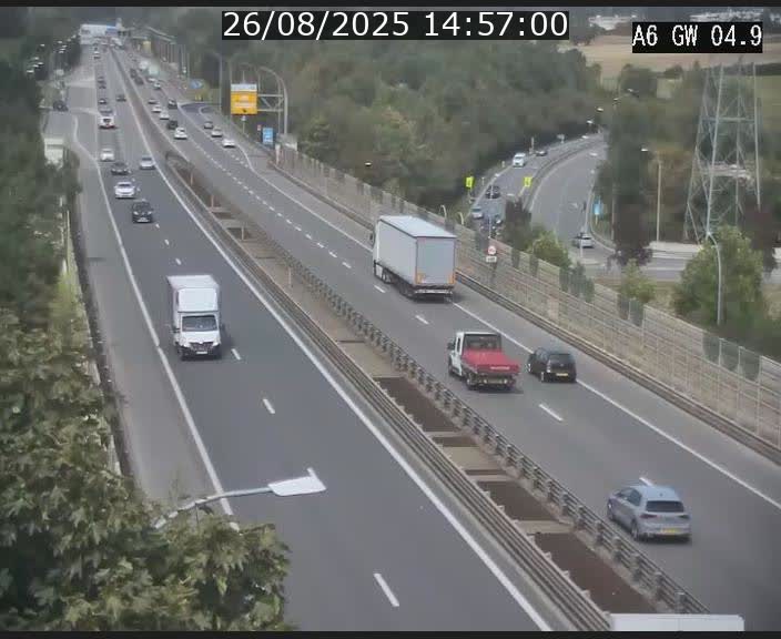 Traffic live webcam Luxembourg Croix de Cessange - A6 - BK 4.9 - direction Belgique