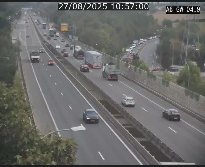 Traffic live webcam Luxembourg Croix de Cessange - A6 - BK 4.9 - direction Belgique