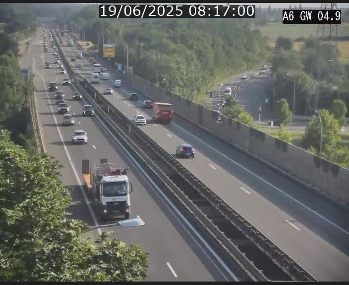 Traffic live webcam Luxembourg Croix de Cessange - A6 - BK 4.9 - direction Belgique