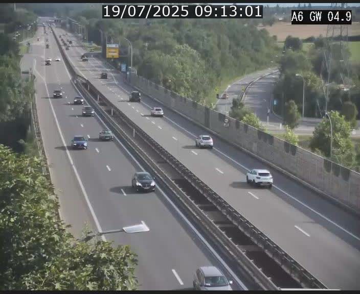 Traffic live webcam Luxembourg Croix de Cessange - A6 - BK 4.9 - direction Belgique