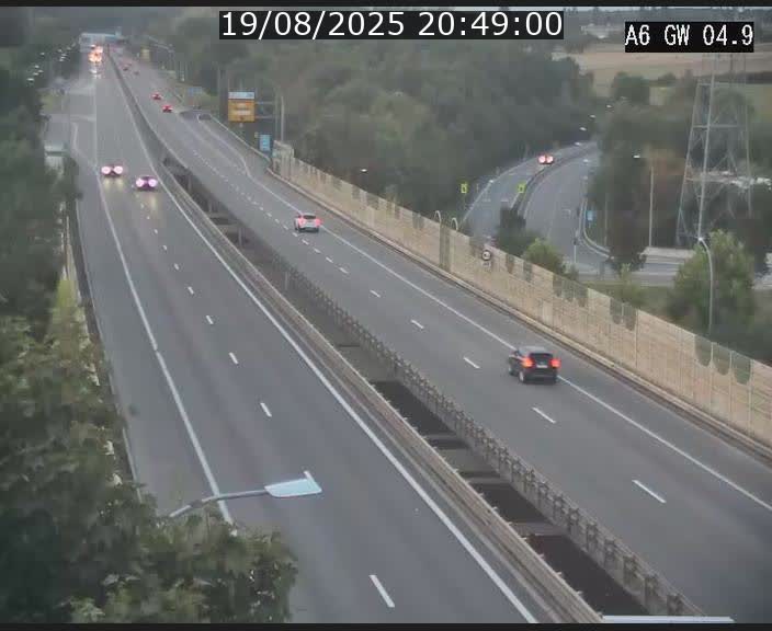 <h2>Traffic live webcam Luxembourg Croix de Cessange - A6 - BK 4.9 - direction Belgique</h2>
