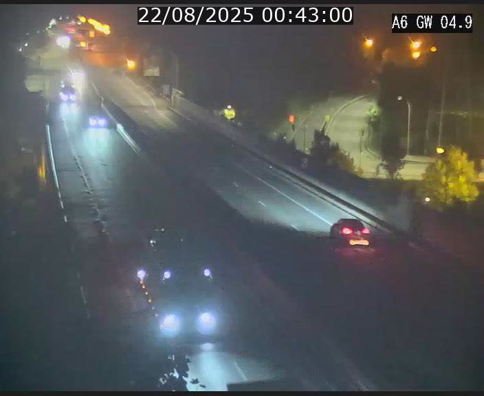 <h2>Traffic live webcam Luxembourg Croix de Cessange - A6 - BK 4.9 - direction Belgique</h2>