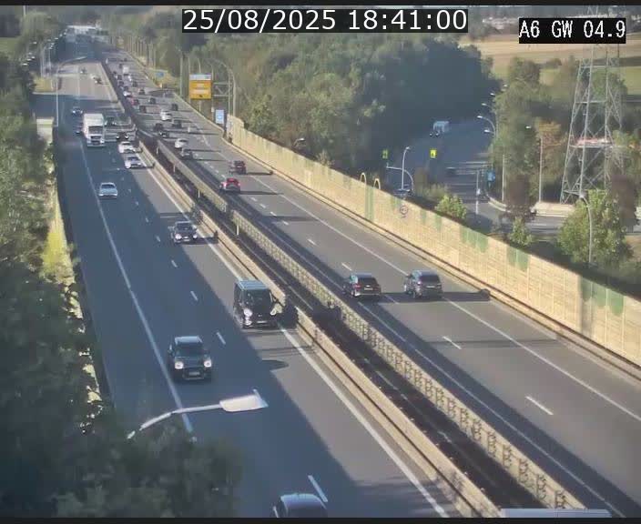 <h2>Traffic live webcam Luxembourg Croix de Cessange - A6 - BK 4.9 - direction Belgique</h2>