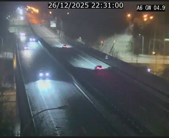 <h2>Traffic live webcam Luxembourg Croix de Cessange - A6 - BK 4.9 - direction Belgique</h2>
