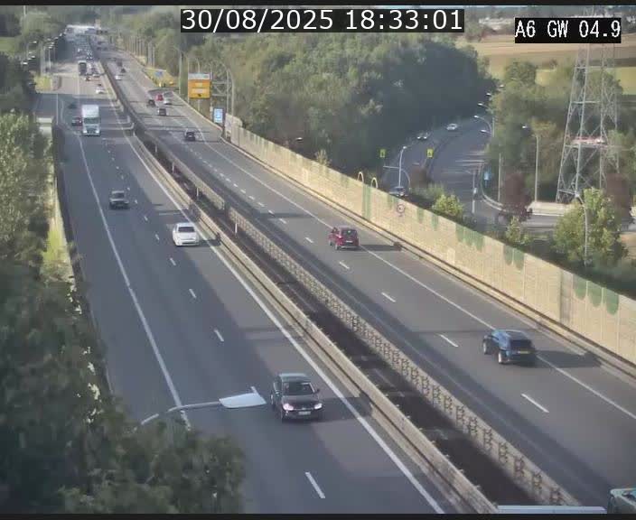 <h2>Traffic live webcam Luxembourg Croix de Cessange - A6 - BK 4.9 - direction Belgique</h2>