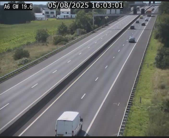 <h2>Traffic live webcam Luxembourg - Steinfort - A6 - BK 19.6 - direction Belgique</h2>