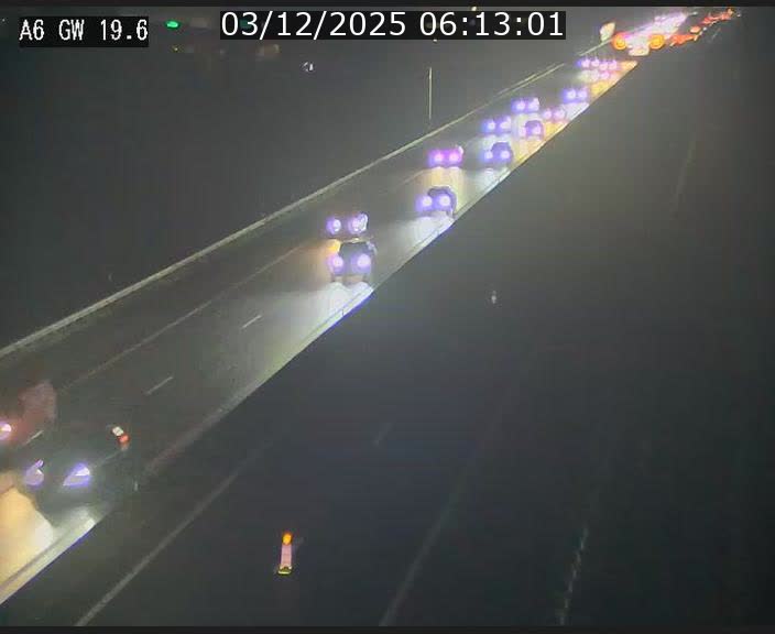 <h2>Traffic live webcam Luxembourg - Steinfort - A6 - BK 19.6 - direction Belgique</h2>