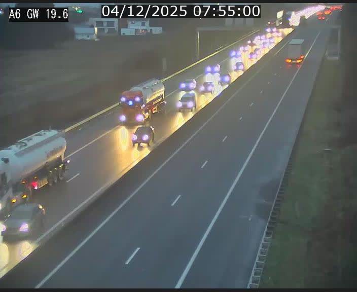 <h2>Traffic live webcam Luxembourg - Steinfort - A6 - BK 19.6 - direction Belgique</h2>