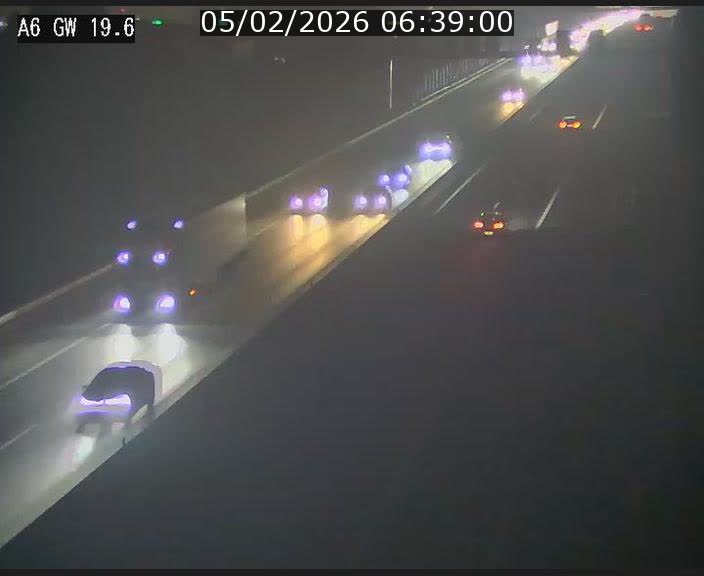 <h2>Traffic live webcam Luxembourg - Steinfort - A6 - BK 19.6 - direction Belgique</h2>