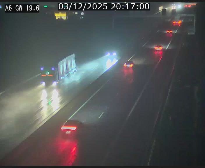 <h2>Traffic live webcam Luxembourg - Steinfort - A6 - BK 19.6 - direction Belgique</h2>