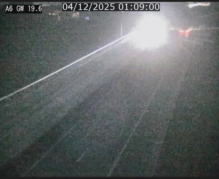 <h2>Traffic live webcam Luxembourg - Steinfort - A6 - BK 19.6 - direction Belgique</h2>