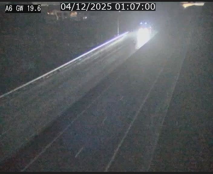 <h2>Traffic live webcam Luxembourg - Steinfort - A6 - BK 19.6 - direction Belgique</h2>