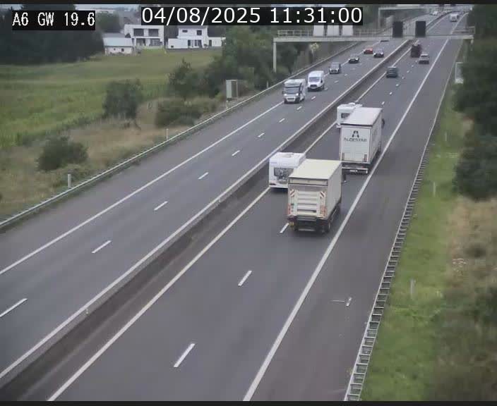 <h2>Traffic live webcam Luxembourg - Steinfort - A6 - BK 19.6 - direction Belgique</h2>
