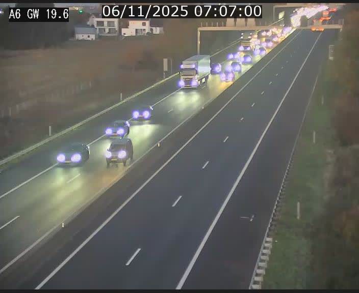 <h2>Traffic live webcam Luxembourg - Steinfort - A6 - BK 19.6 - direction Belgique</h2>