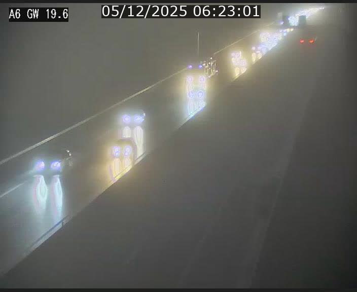 <h2>Traffic live webcam Luxembourg - Steinfort - A6 - BK 19.6 - direction Belgique</h2>