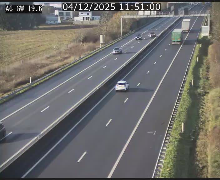 <h2>Traffic live webcam Luxembourg - Steinfort - A6 - BK 19.6 - direction Belgique</h2>