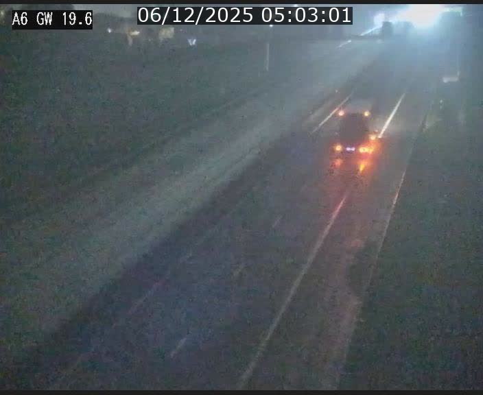 <h2>Traffic live webcam Luxembourg - Steinfort - A6 - BK 19.6 - direction Belgique</h2>