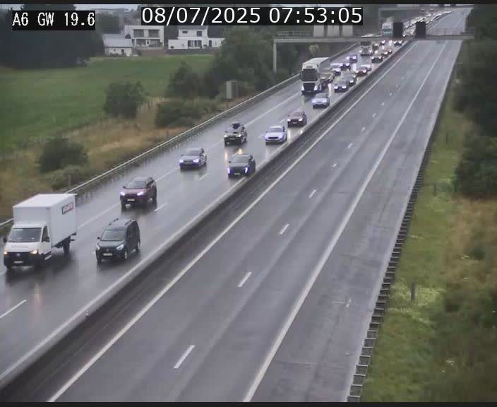 Traffic live webcam Luxembourg - Steinfort - A6 - BK 19.6 - direction Belgique