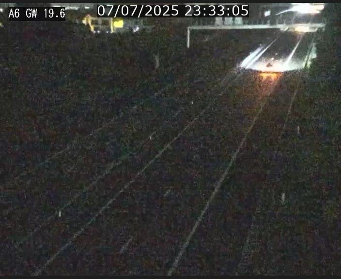 <h2>Traffic live webcam Luxembourg - Steinfort - A6 - BK 19.6 - direction Belgique</h2>