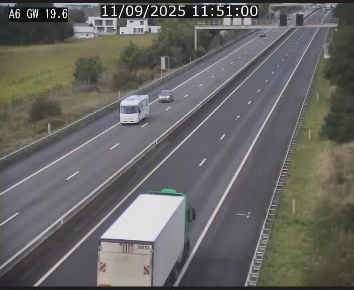 <h2>Traffic live webcam Luxembourg - Steinfort - A6 - BK 19.6 - direction Belgique</h2>