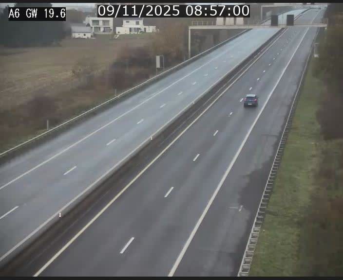 <h2>Traffic live webcam Luxembourg - Steinfort - A6 - BK 19.6 - direction Belgique</h2>