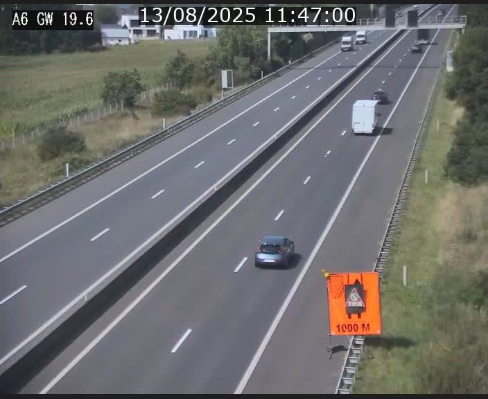 <h2>Traffic live webcam Luxembourg - Steinfort - A6 - BK 19.6 - direction Belgique</h2>