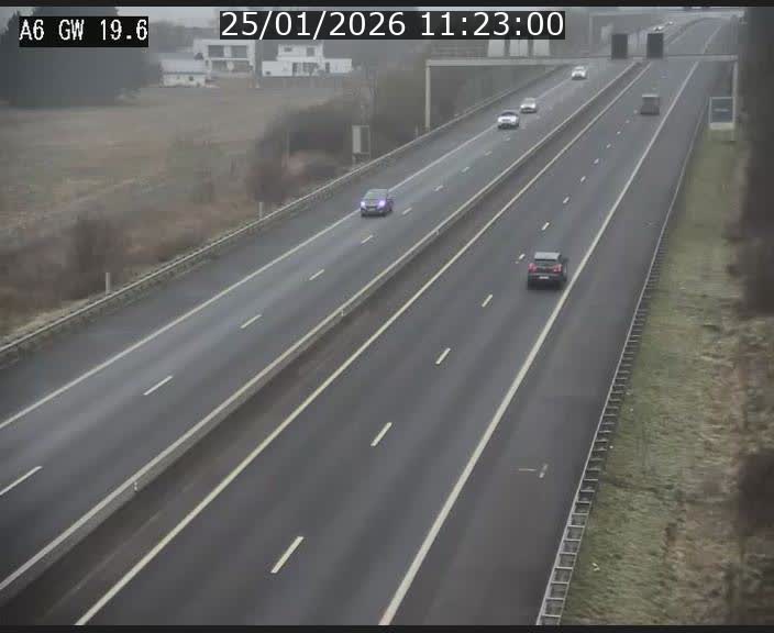 <h2>Traffic live webcam Luxembourg - Steinfort - A6 - BK 19.6 - direction Belgique</h2>