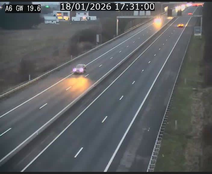 <h2>Traffic live webcam Luxembourg - Steinfort - A6 - BK 19.6 - direction Belgique</h2>