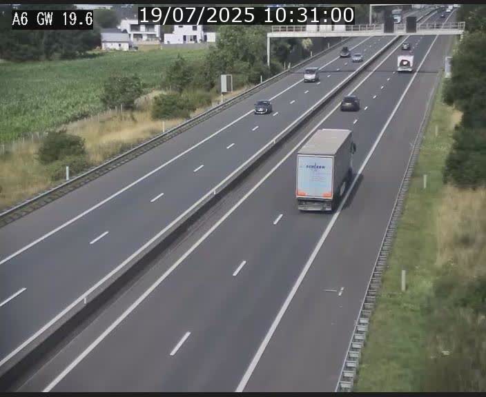 <h2>Traffic live webcam Luxembourg - Steinfort - A6 - BK 19.6 - direction Belgique</h2>