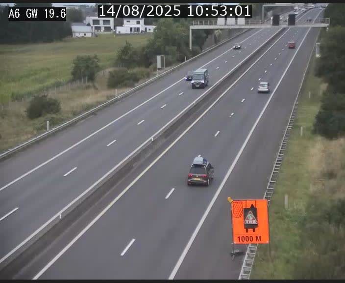 <h2>Traffic live webcam Luxembourg - Steinfort - A6 - BK 19.6 - direction Belgique</h2>