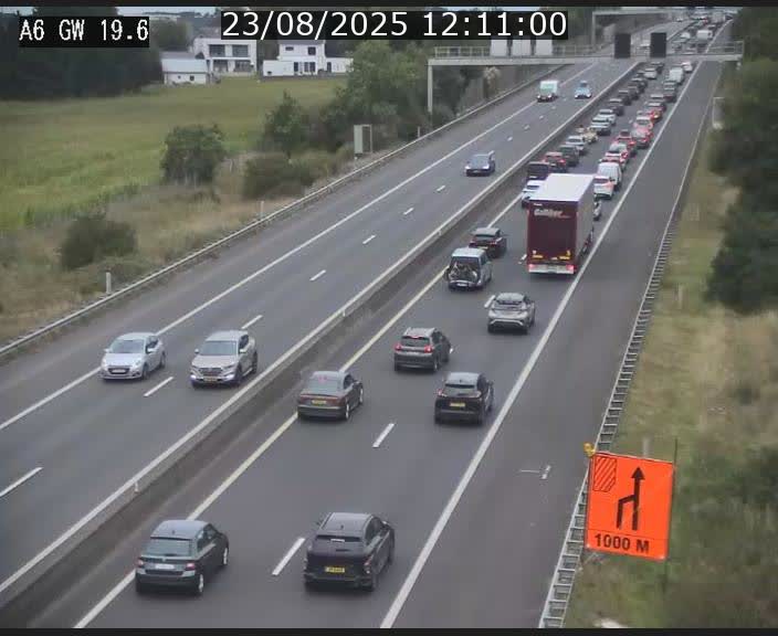 <h2>Traffic live webcam Luxembourg - Steinfort - A6 - BK 19.6 - direction Belgique</h2>