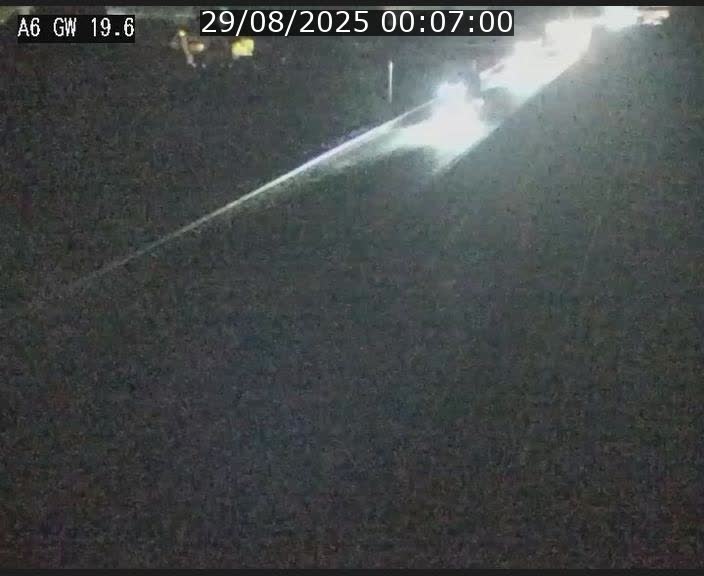 <h2>Traffic live webcam Luxembourg - Steinfort - A6 - BK 19.6 - direction Belgique</h2>
