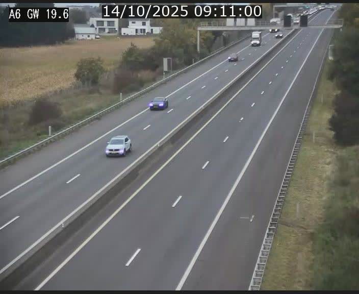 <h2>Traffic live webcam Luxembourg - Steinfort - A6 - BK 19.6 - direction Belgique</h2>