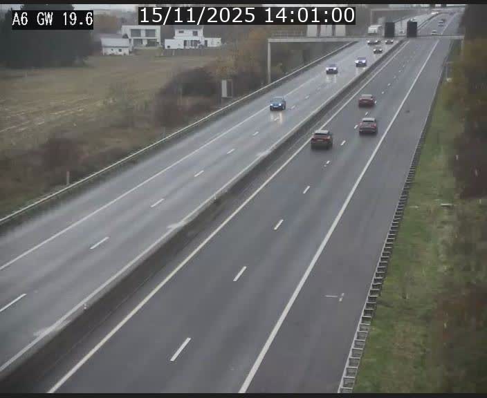 <h2>Traffic live webcam Luxembourg - Steinfort - A6 - BK 19.6 - direction Belgique</h2>