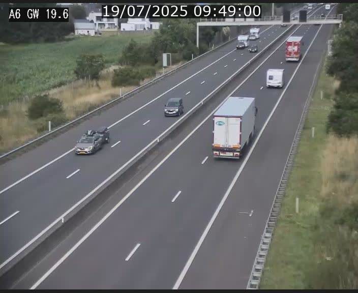 Traffic live webcam Luxembourg - Steinfort - A6 - BK 19.6 - direction Belgique
