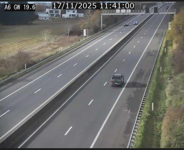 <h2>Traffic live webcam Luxembourg - Steinfort - A6 - BK 19.6 - direction Belgique</h2>