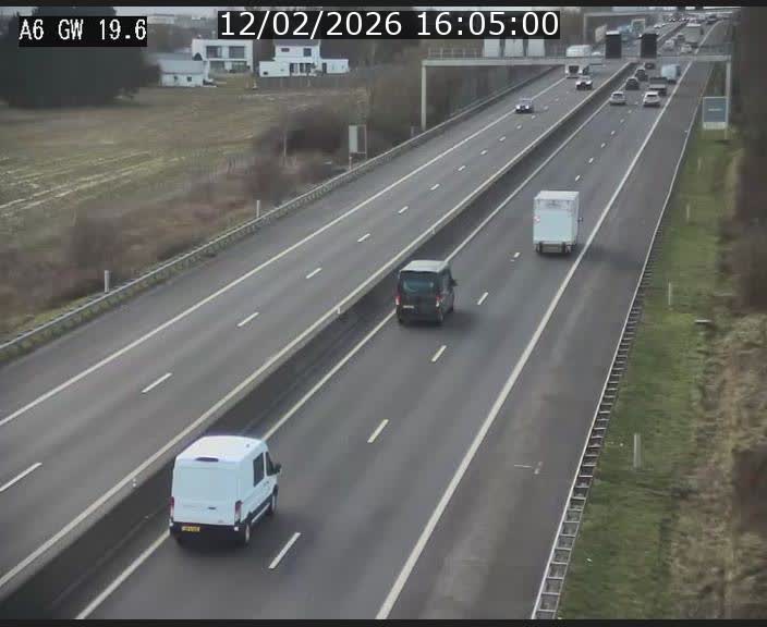 Traffic live webcam Luxembourg - Steinfort - A6 - BK 19.6 - direction Belgique