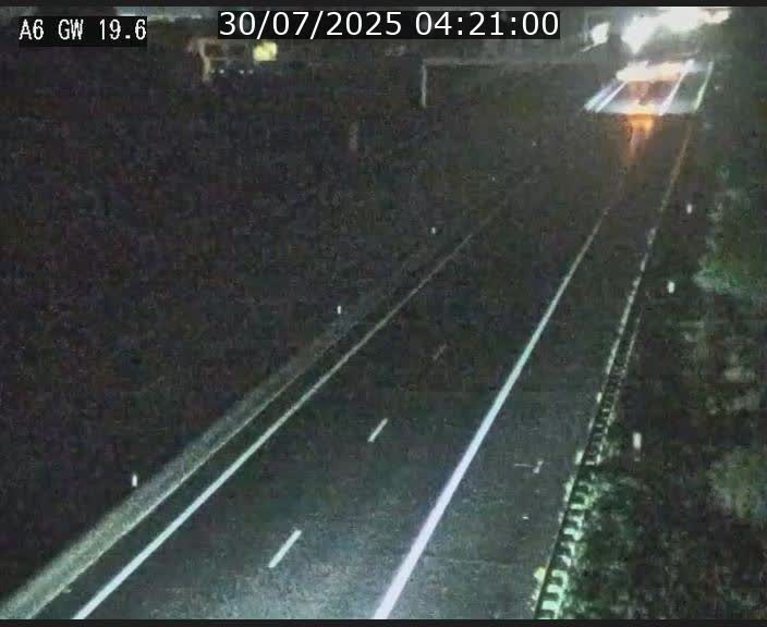 <h2>Traffic live webcam Luxembourg - Steinfort - A6 - BK 19.6 - direction Belgique</h2>