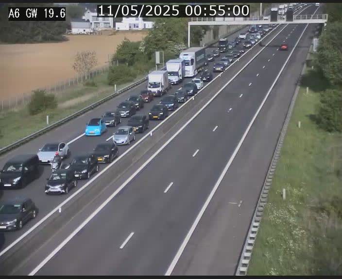 Traffic live webcam Luxembourg - Steinfort - A6 - BK 19.6 - direction Belgique