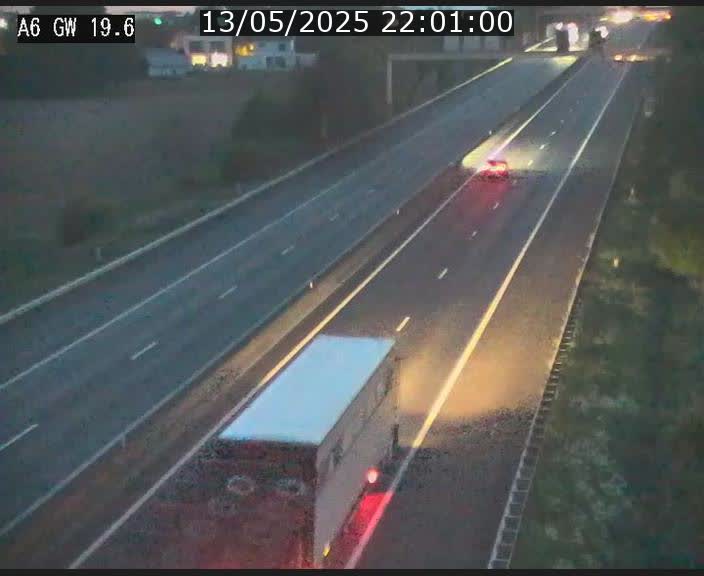 Traffic live webcam Luxembourg - Steinfort - A6 - BK 19.6 - direction Belgique