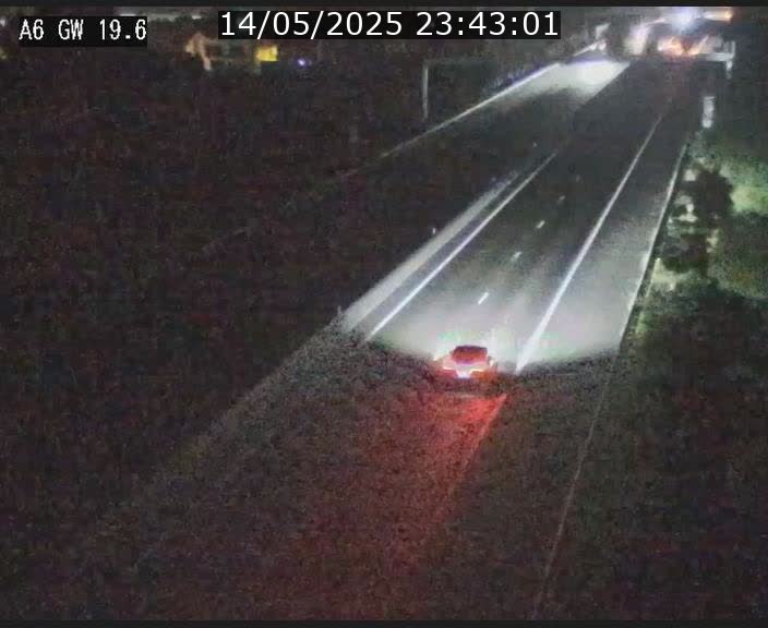 Traffic live webcam Luxembourg - Steinfort - A6 - BK 19.6 - direction Belgique