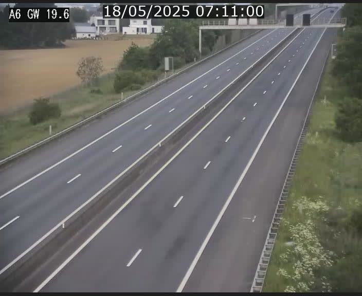 Traffic live webcam Luxembourg - Steinfort - A6 - BK 19.6 - direction Belgique