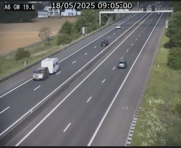 Traffic live webcam Luxembourg - Steinfort - A6 - BK 19.6 - direction Belgique