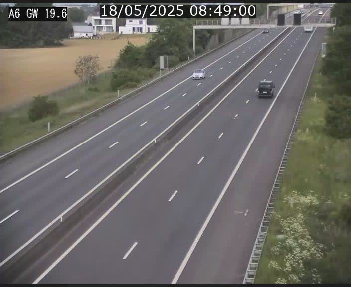 Traffic live webcam Luxembourg - Steinfort - A6 - BK 19.6 - direction Belgique
