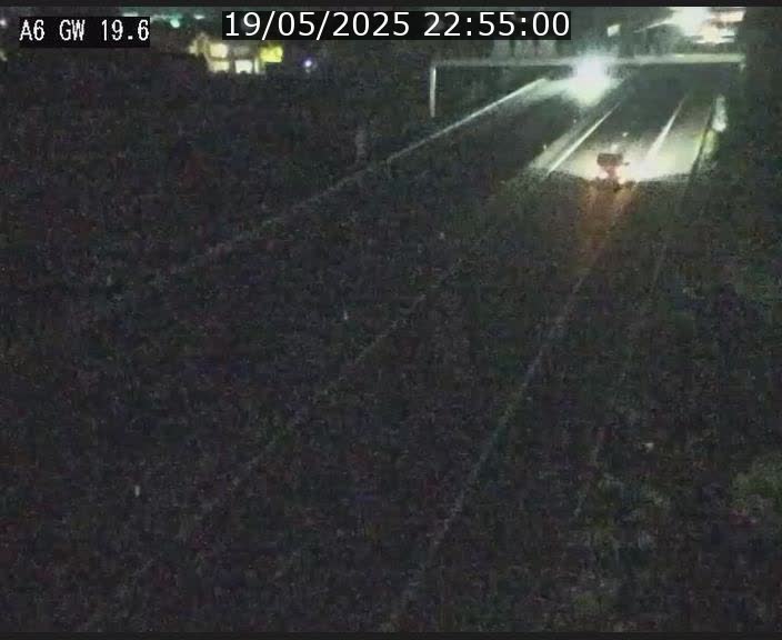 Traffic live webcam Luxembourg - Steinfort - A6 - BK 19.6 - direction Belgique