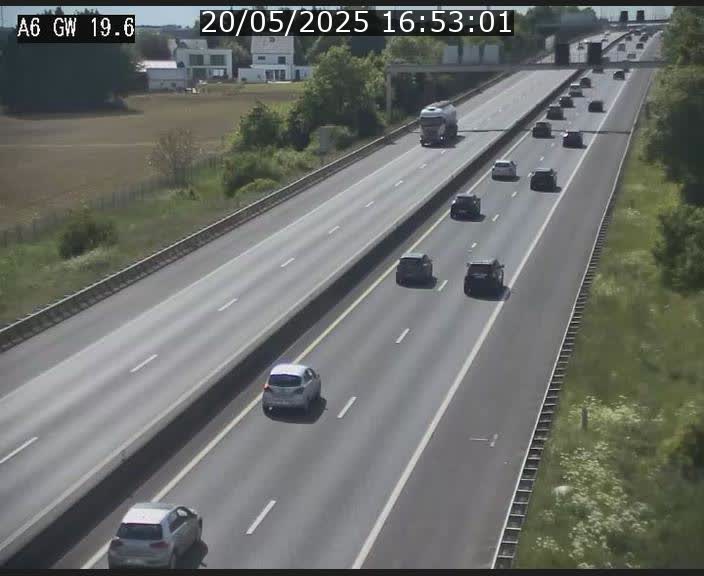 Traffic live webcam Luxembourg - Steinfort - A6 - BK 19.6 - direction Belgique