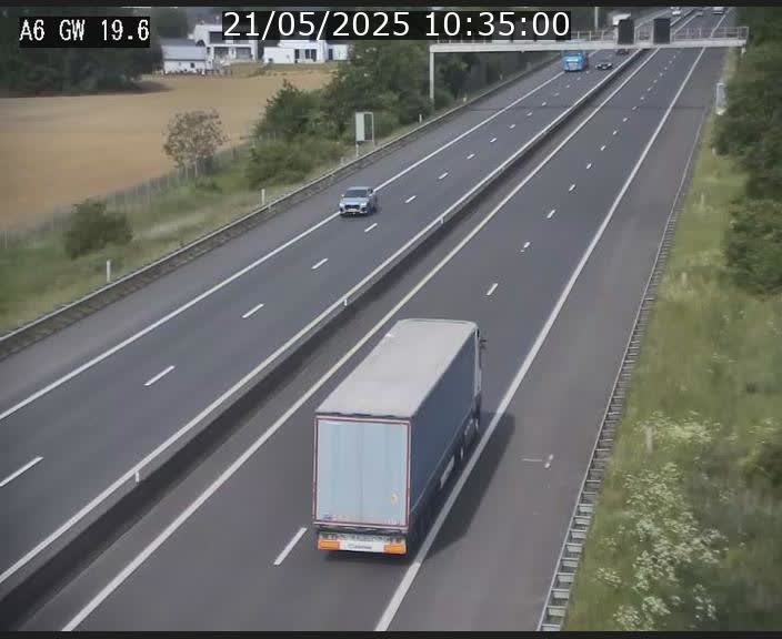 Traffic live webcam Luxembourg - Steinfort - A6 - BK 19.6 - direction Belgique