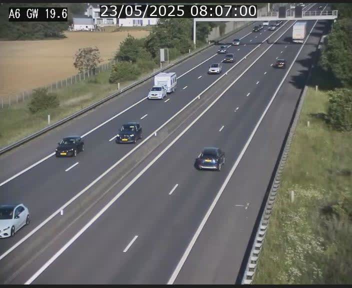 Traffic live webcam Luxembourg - Steinfort - A6 - BK 19.6 - direction Belgique