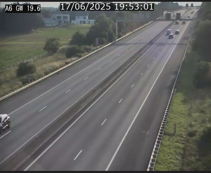 Traffic live webcam Luxembourg - Steinfort - A6 - BK 19.6 - direction Belgique