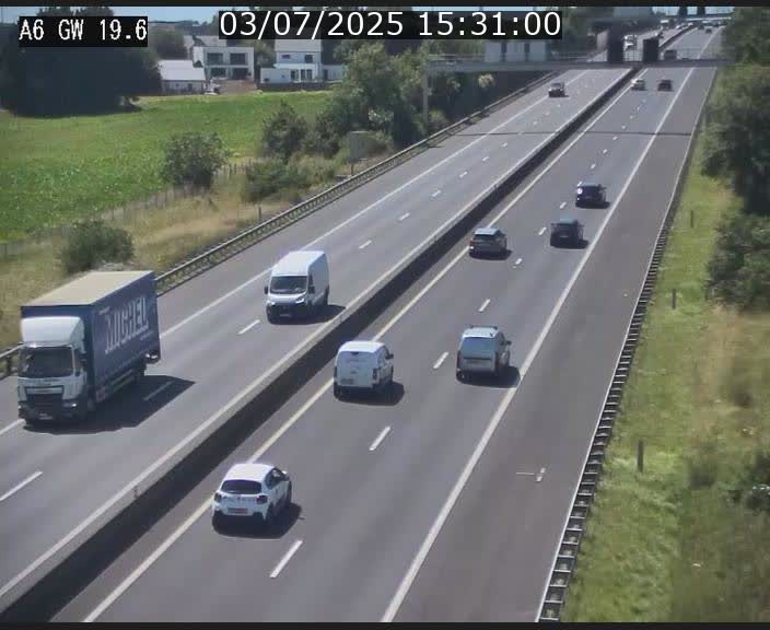 Traffic live webcam Luxembourg - Steinfort - A6 - BK 19.6 - direction Belgique